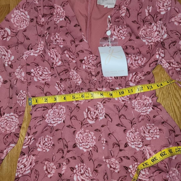 Gal meets glam Florence dress - Picture 4 of 4